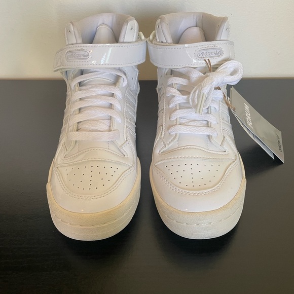 NWT Adidas Forum Mid
Triple White Patent Leather Women's - Picture 4 of 11